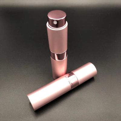 بخاخ عطر نسائي سليم ترافالو قابل لإعادة الملء 7 ​​مل 0.23 أوقية