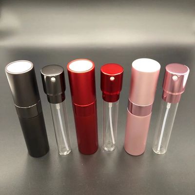 بخاخ عطر نسائي سليم ترافالو قابل لإعادة الملء 7 ​​مل 0.23 أوقية